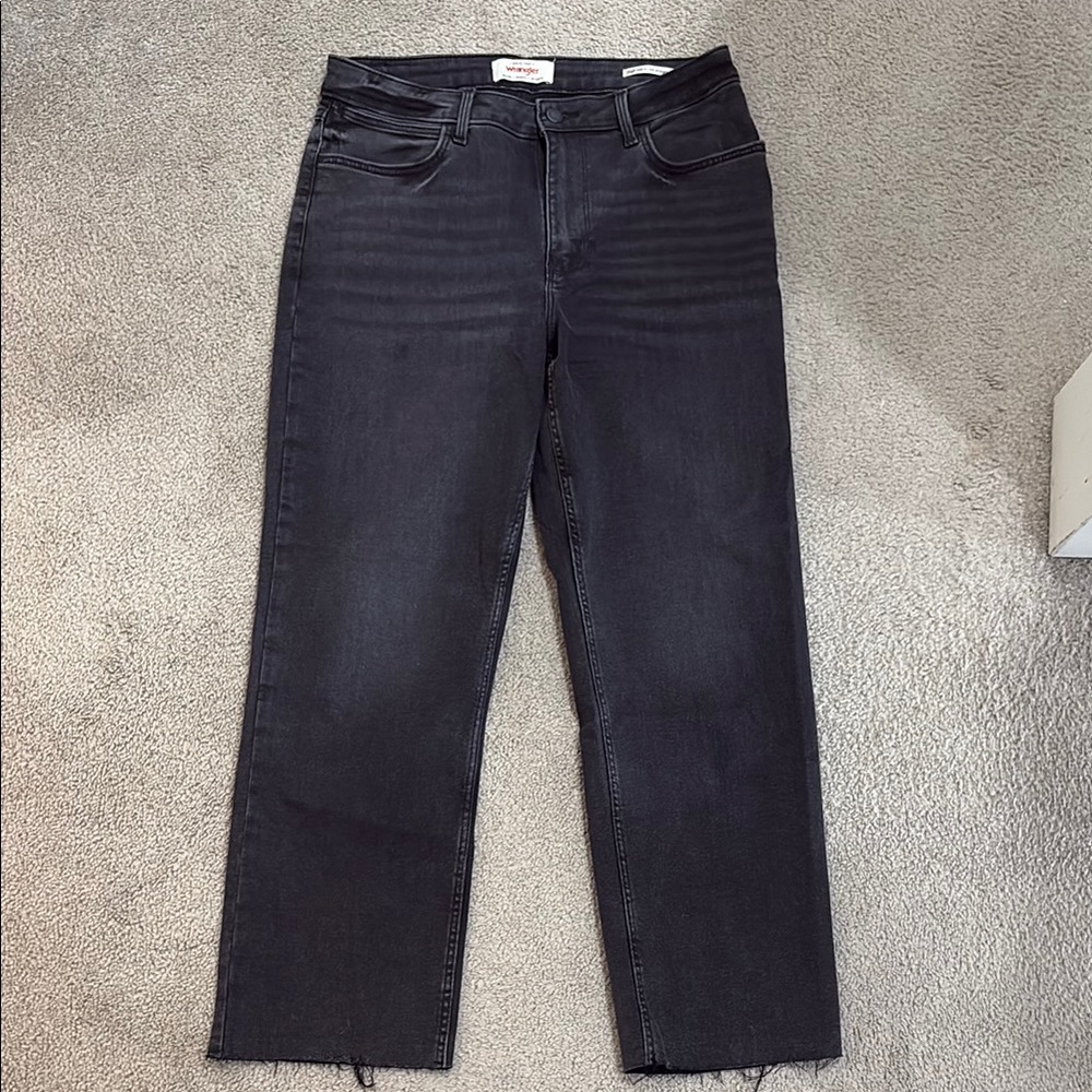High rise rodeo straight crop. Wrangler